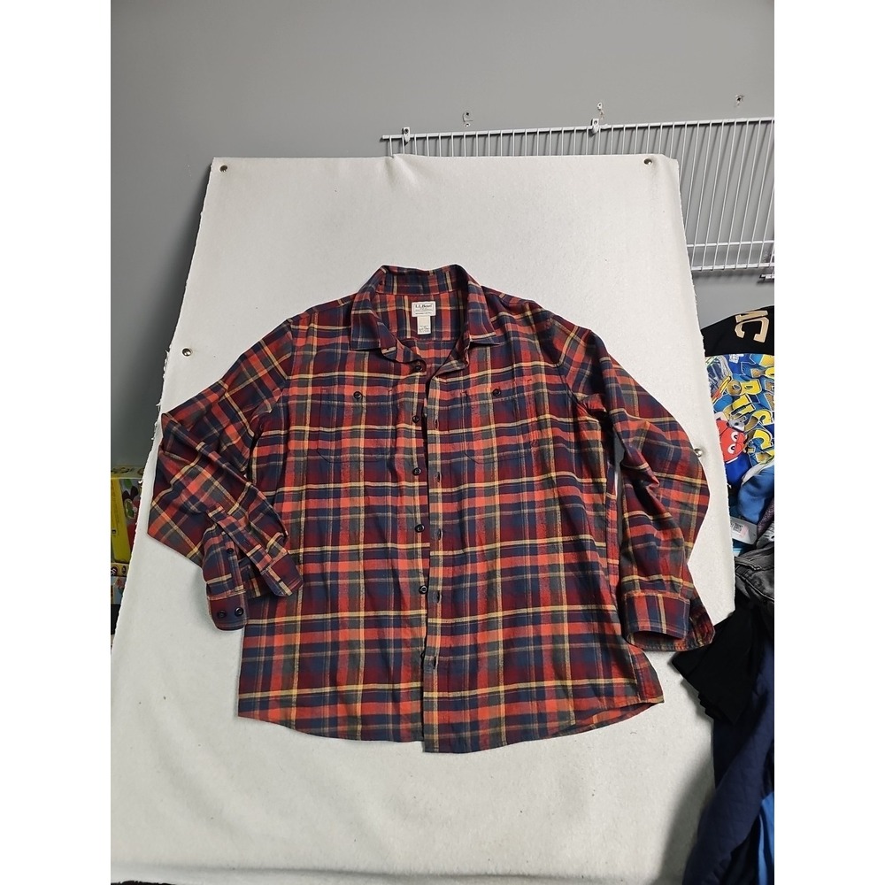 LL Bean Mens Flannel Shirt Large Slightly Fitted Plaid Cotton Red Blue‎ 513825